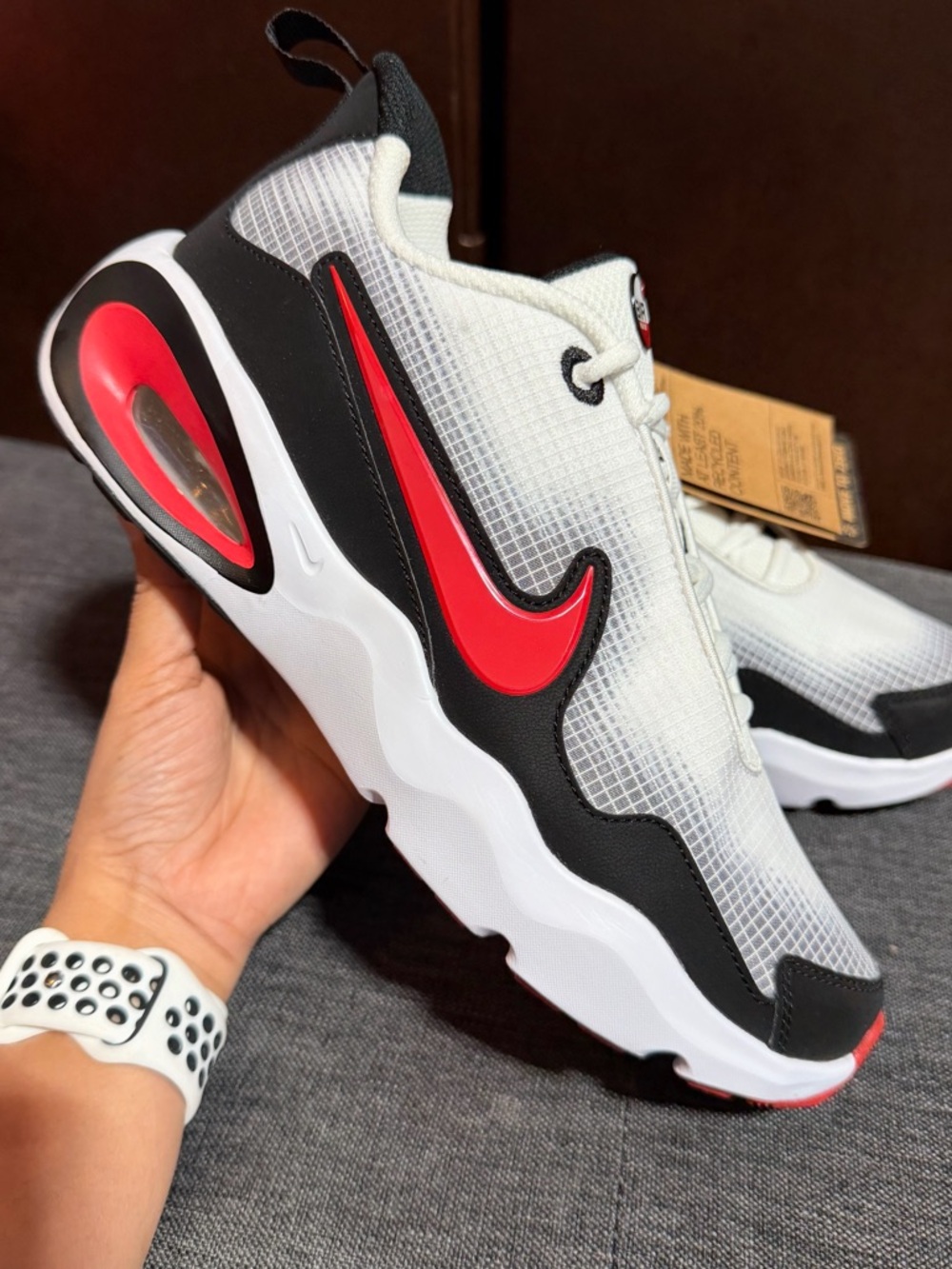 Nike Air Max Nova 6Y (Women's 7.5) White Black University Red